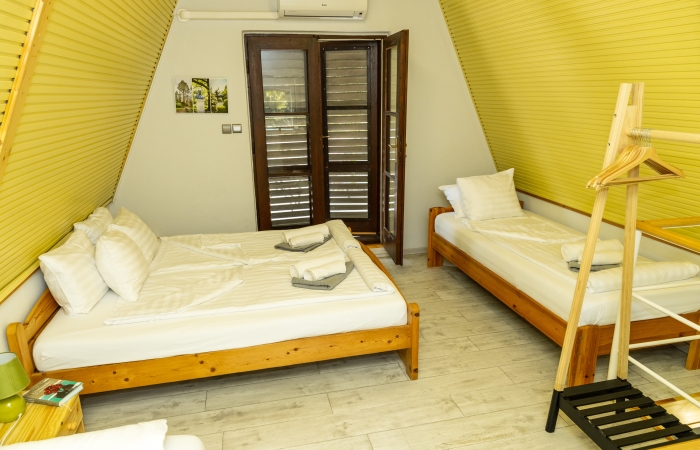 Körösparti Megálló